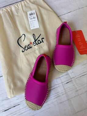 SeaStar Beachwear Kids Pink Espadrille Slip-On Sandals Size 11 kids